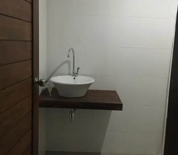ゲストハウス Palm Loft Bali ジンバラン